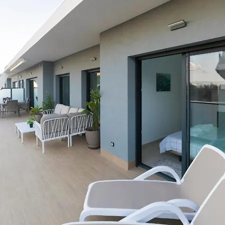 In With Sea View, Ac, Pool