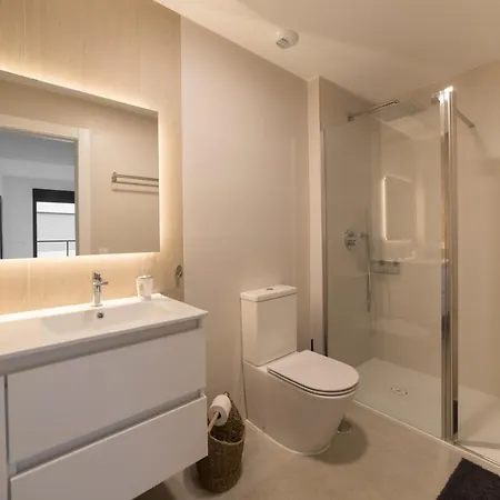 In With Sea View, Ac, Pool Apartment *