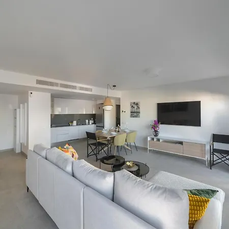 In With Sea View, Ac, Pool Apartment Gran Alacant