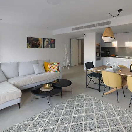 In With Sea View, Ac, Pool Apartment Gran Alacant