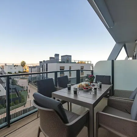 In With Sea View, Ac, Pool